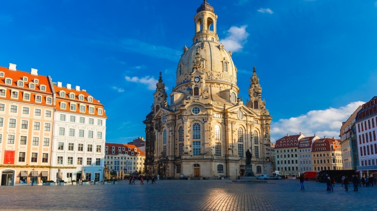 best-cities-to-visit-in-germany-dresden-1513240369-735X412