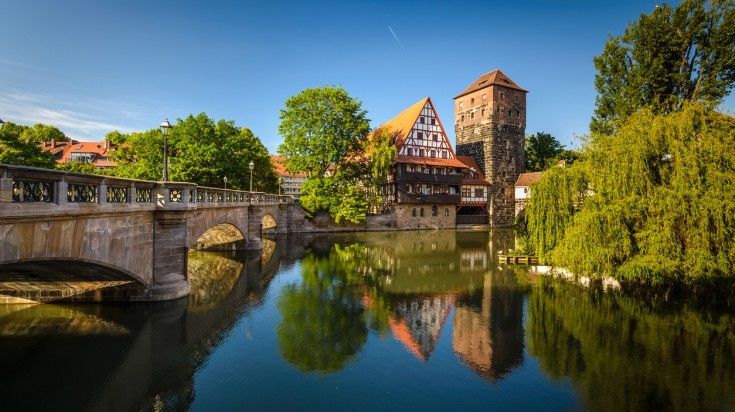 best-cities-to-visit-in-germany-nuremberg-1513160401-735X412