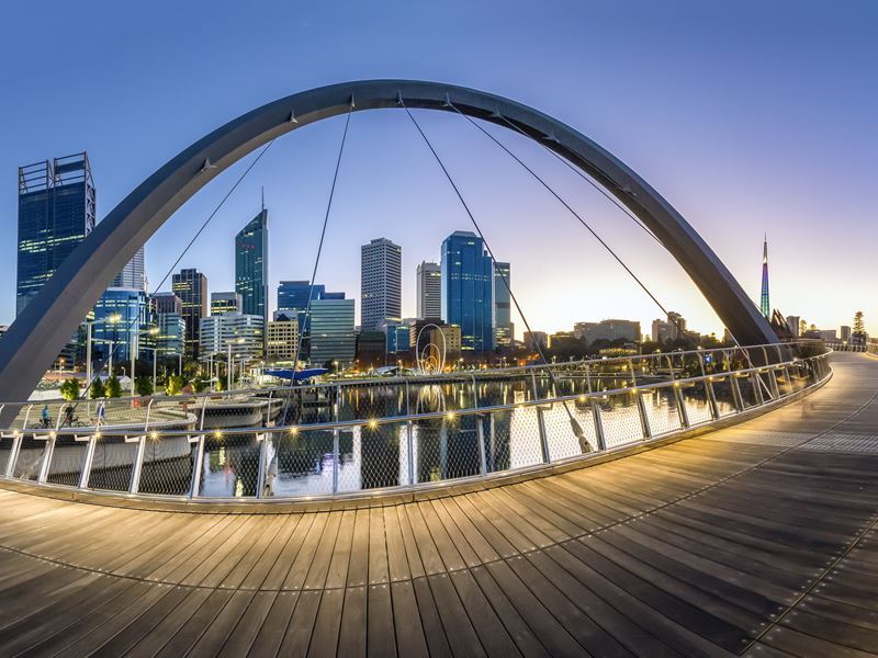 elizabeth-quay-bridge-perth