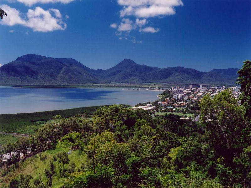 view-of-cairns-queensland